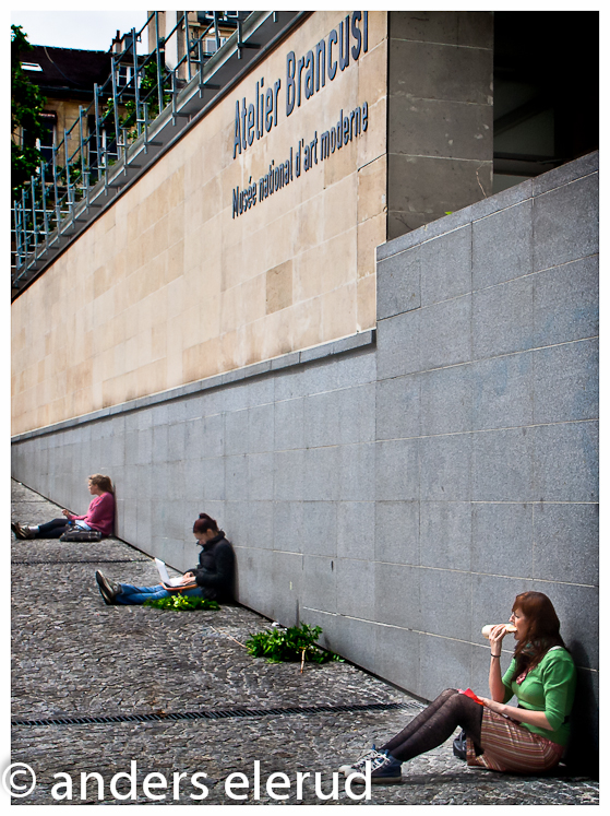 Lunch break at Place Pompidou 